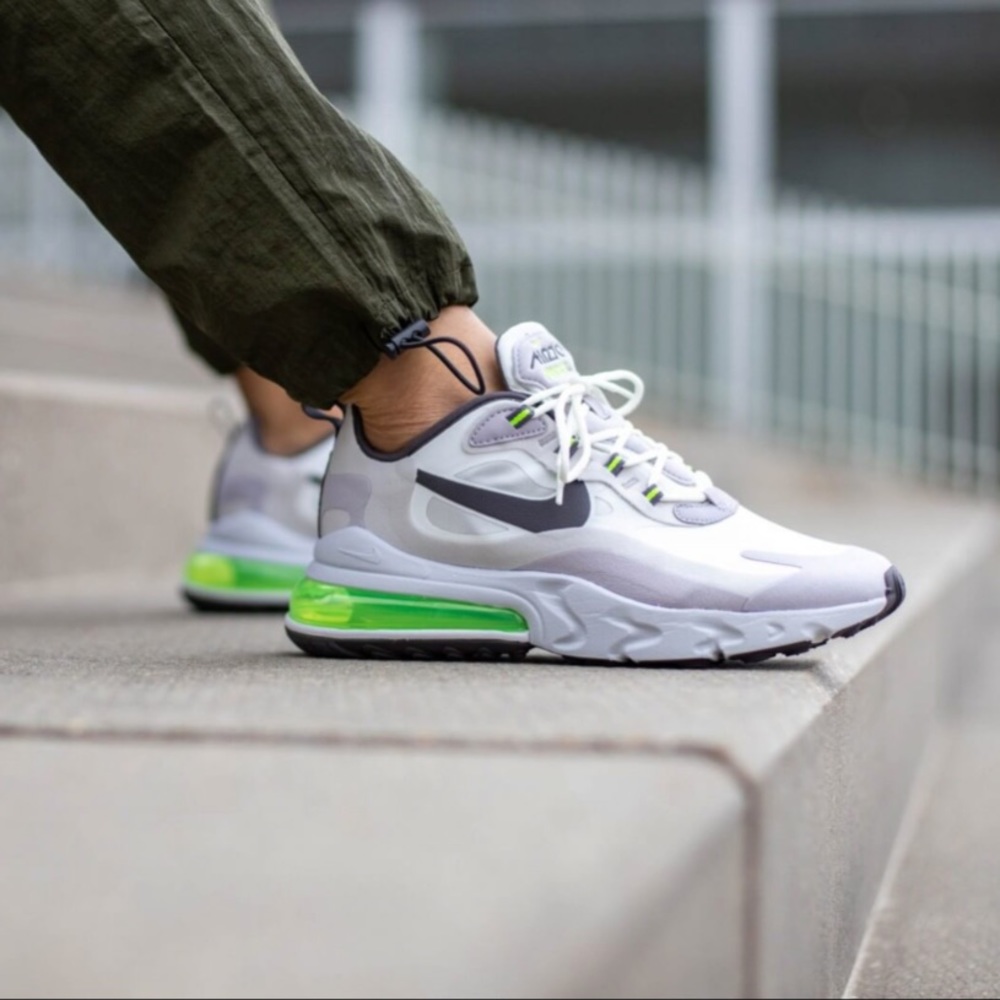 NWT Nike Air Max 270 React Mens Shoes - Picture 1 of 10